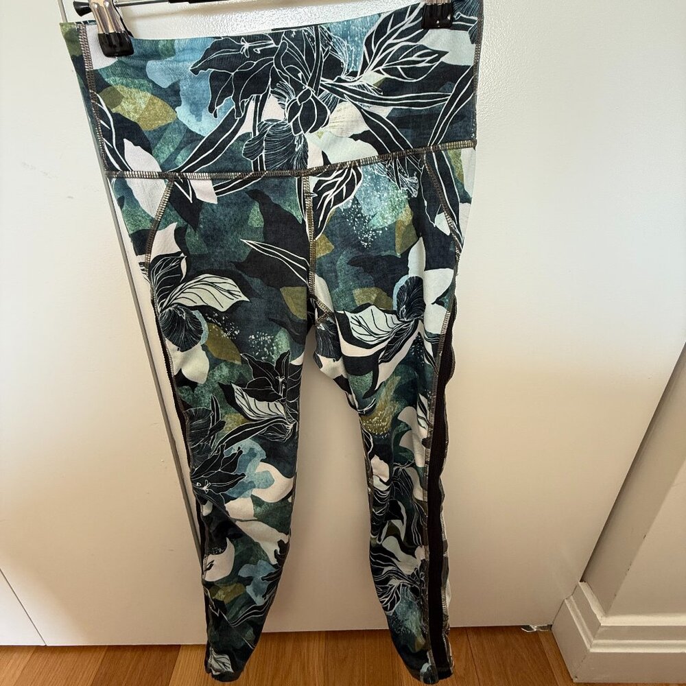 Athleta Green / Blue Patterned Workout Leggings - XS